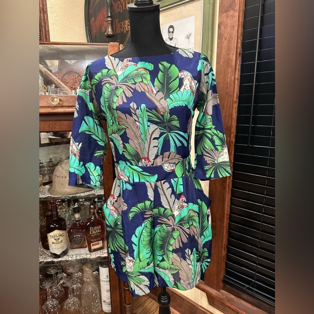 EUC  BOHOO parrot print overall short One Piece jumpsuit